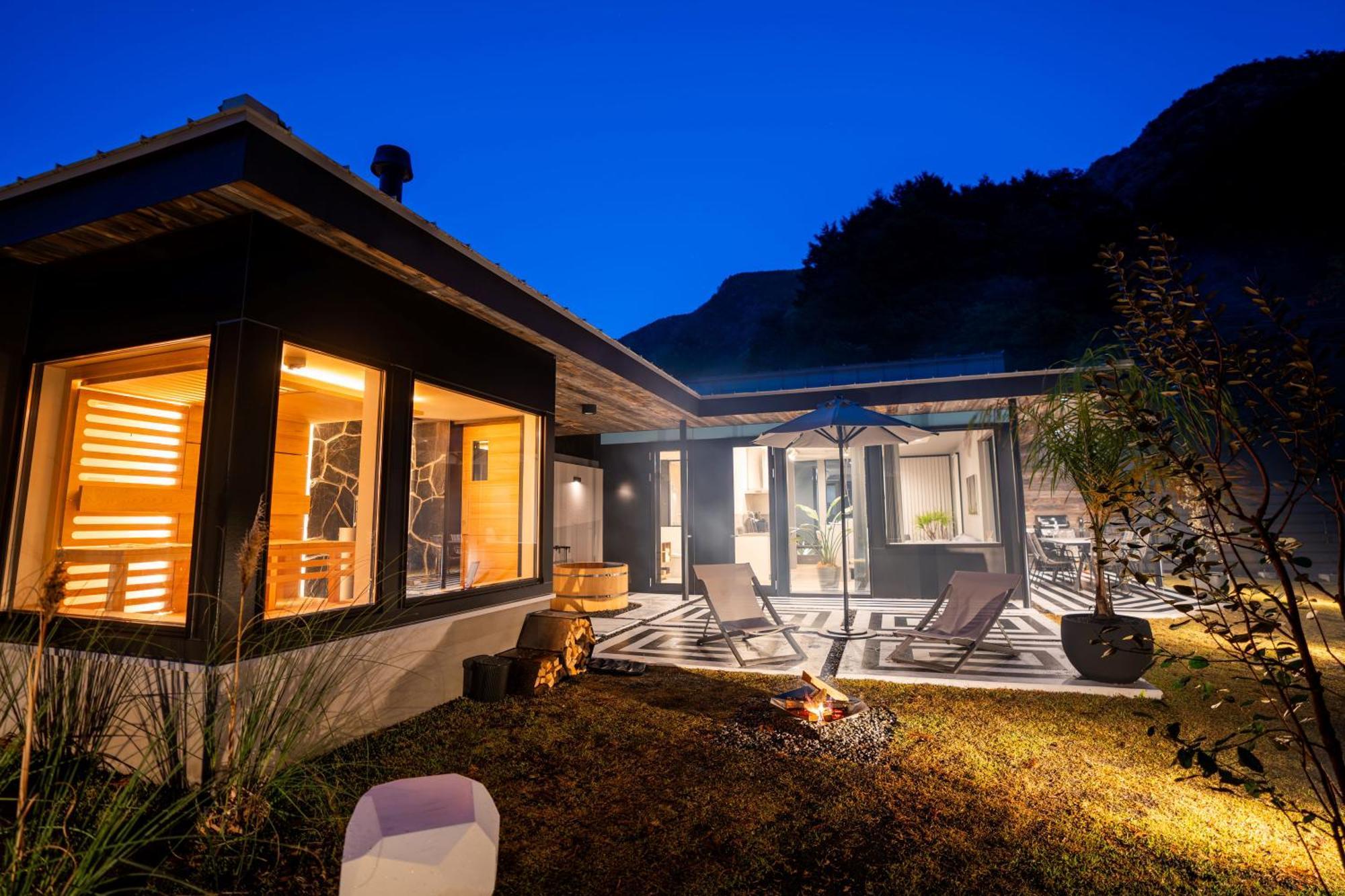 Umegashima　Driveｰin　＆　Sauna　Villa Shizuoka Bagian luar foto